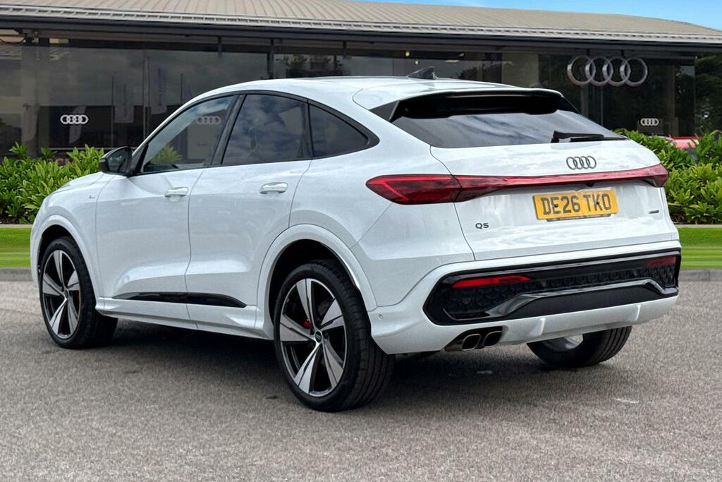 Audi Q5 Edition 1 Tdi Quattro 204 Ps S Tronic White #2