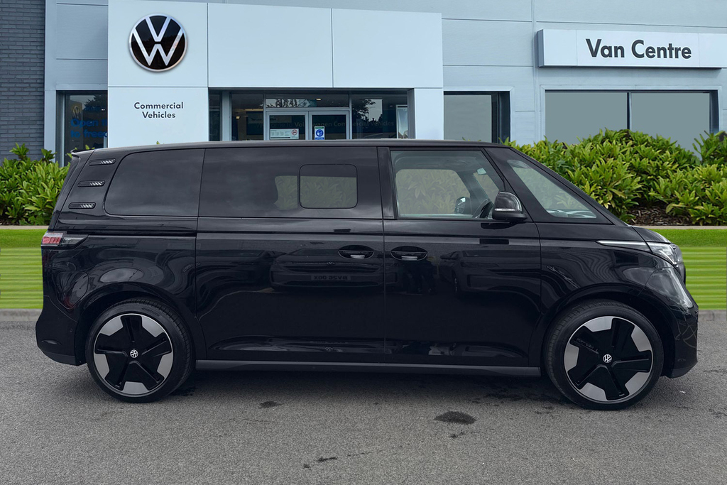 Volkswagen ID.Buzz 286Ps Style Pro 86Kwh Lwb 7 Seat Black #3