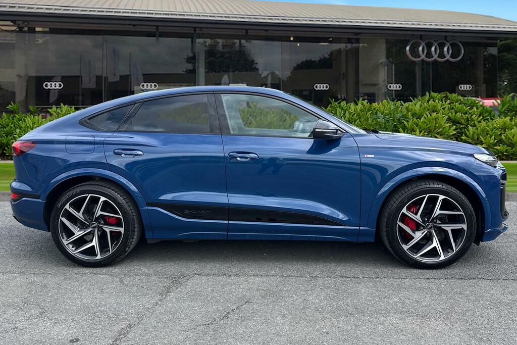 Audi Q6 E-Tron Q6 Sportback Edition 1 E-tron Quattro 285,00 Kw Blue #3