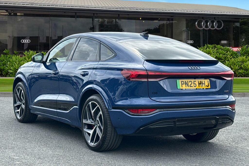 Audi Q6 E-Tron Q6 Sportback Edition 1 E-tron Quattro 285,00 Kw Blue #2