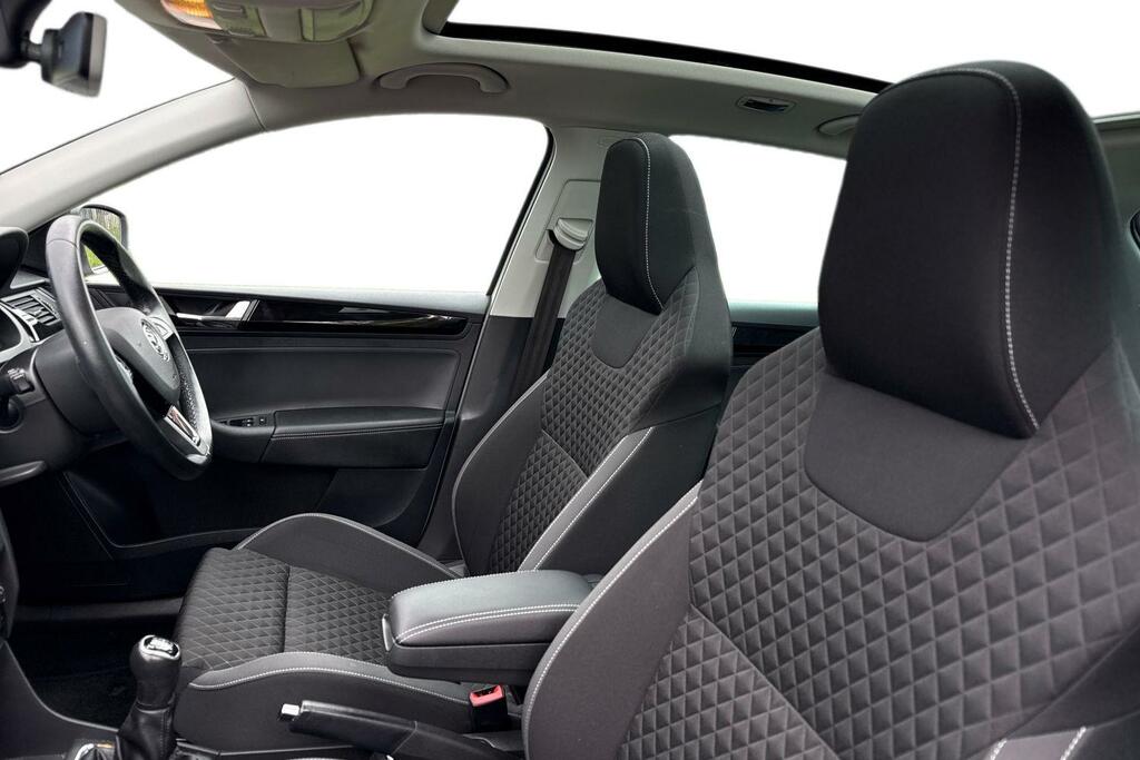 Skoda Rapid Spaceback Spaceback 1.4 Tdi Se Tech Dsg Euro 6 Ss White #15