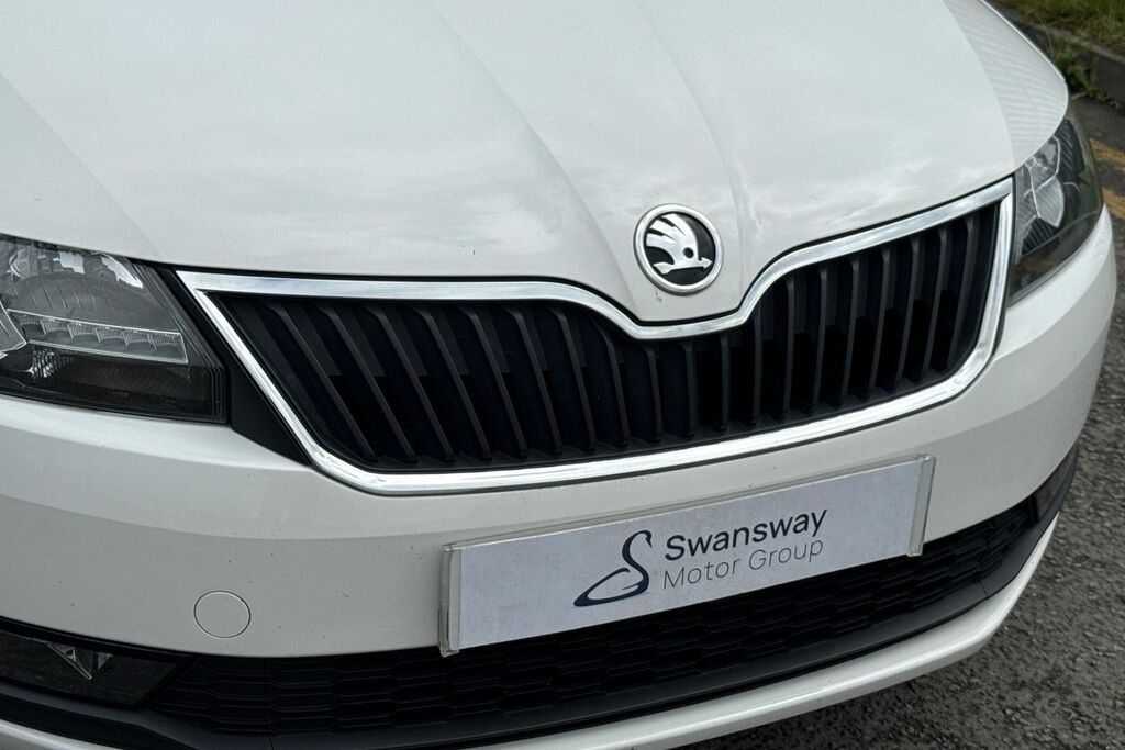 Skoda Rapid Spaceback Spaceback 1.4 Tdi Se Tech Dsg Euro 6 Ss White #38