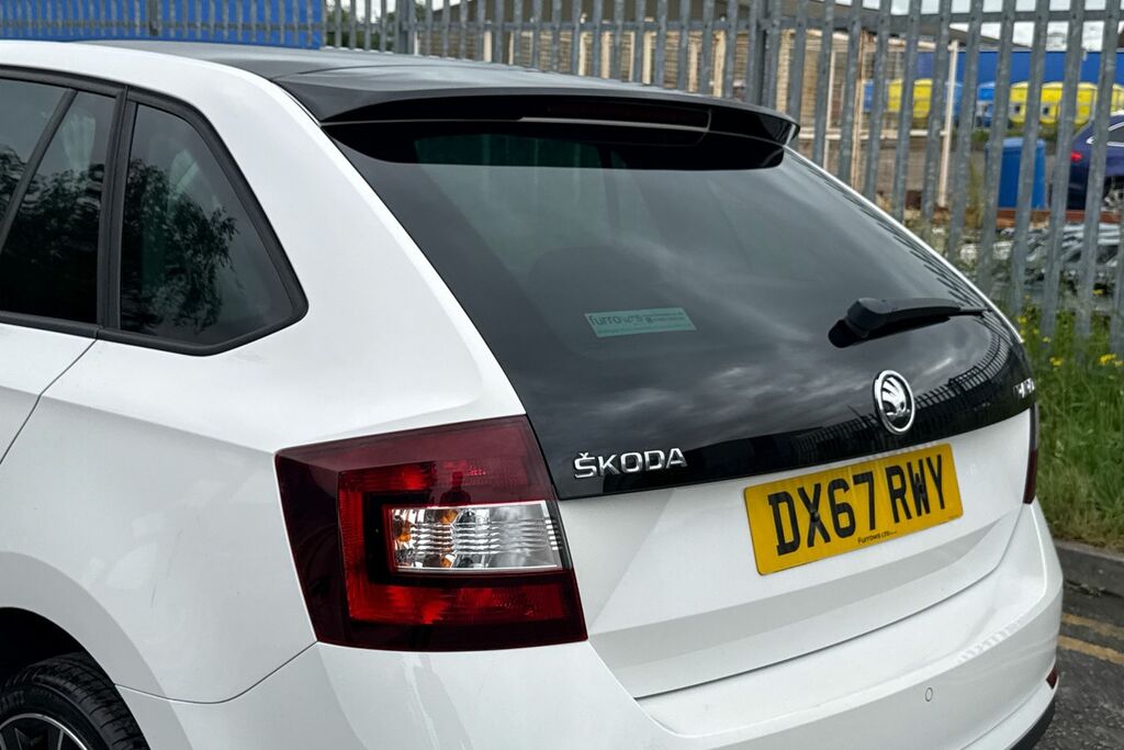 Skoda Rapid Spaceback Spaceback 1.4 Tdi Se Tech Dsg Euro 6 Ss White #7