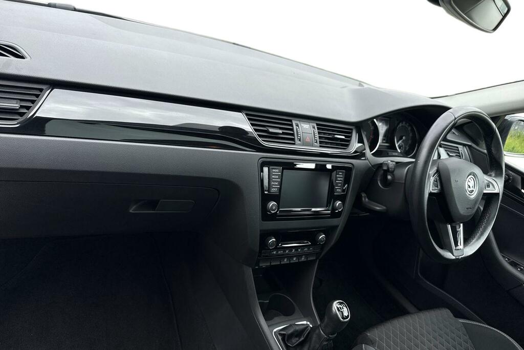 Skoda Rapid Spaceback Spaceback 1.4 Tdi Se Tech Dsg Euro 6 Ss White #14