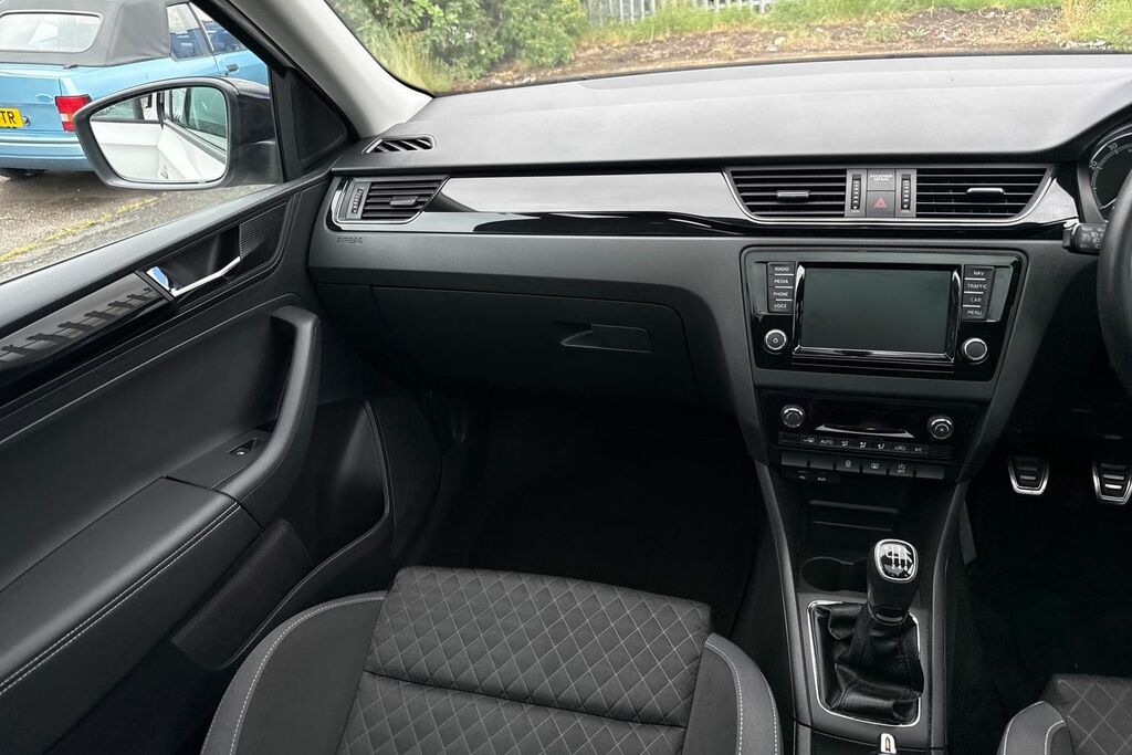 Skoda Rapid Spaceback Spaceback 1.4 Tdi Se Tech Dsg Euro 6 Ss White #19