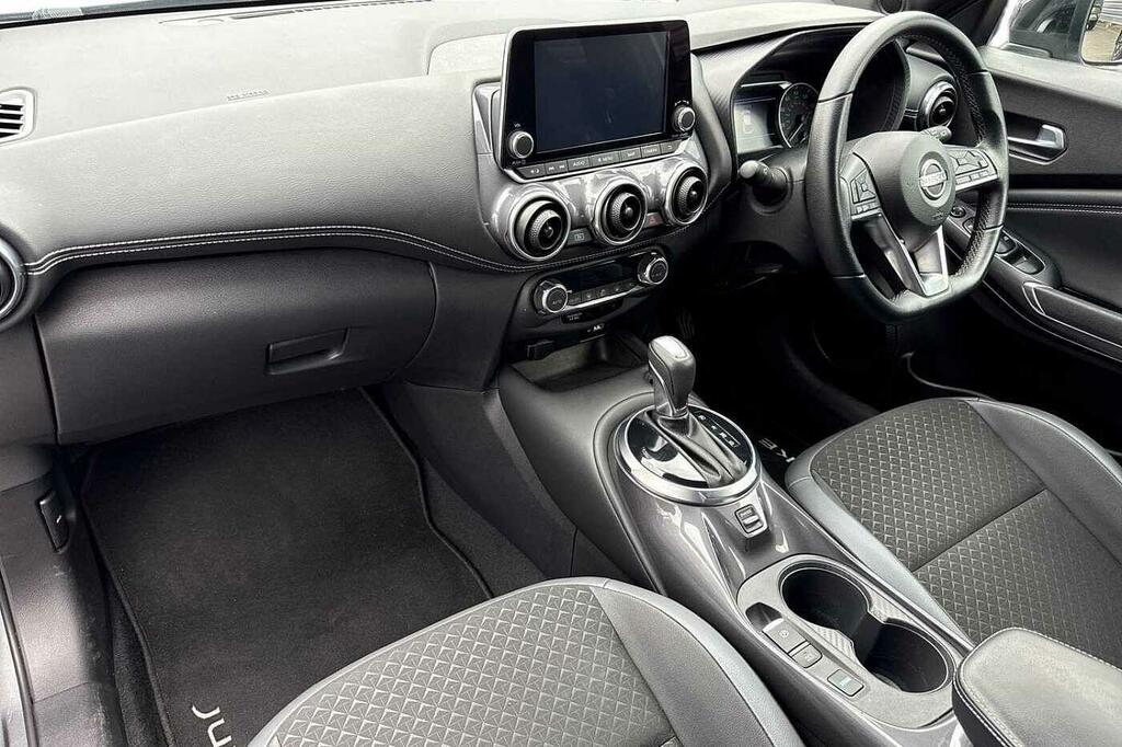Nissan Juke 1.6 Hybrid N-connecta Grey #2