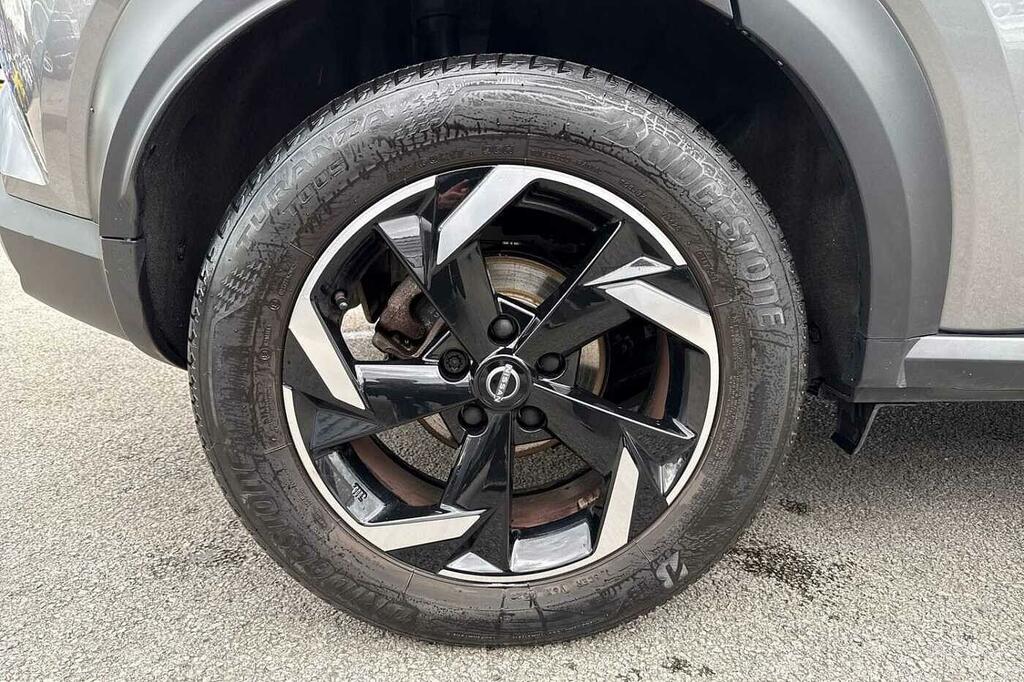 Nissan Juke Tekna Grey #20