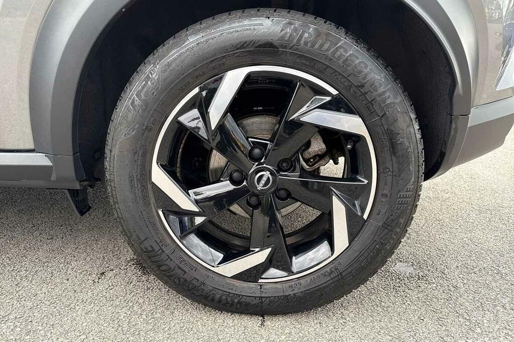Nissan Juke Tekna Grey #23