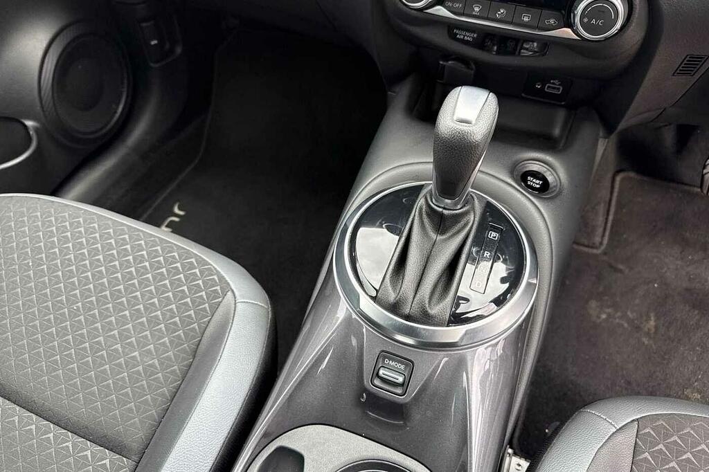 Nissan Juke Tekna Grey #15