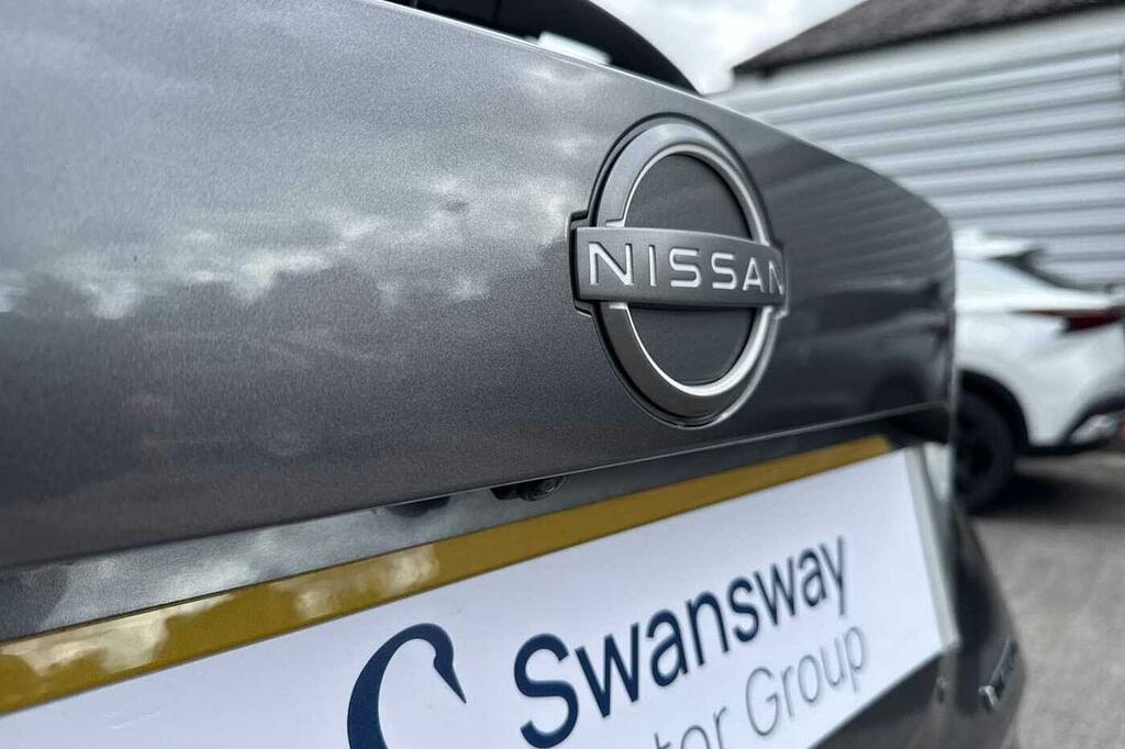 Nissan Juke Tekna Grey #26