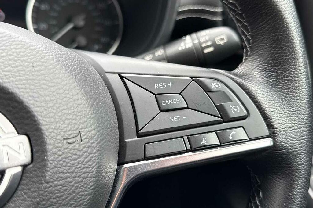 Nissan Juke Tekna Grey #39