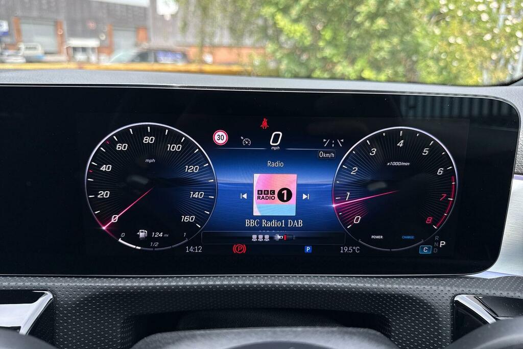 Mercedes-Benz A Class A180 Amg Line Premium Yellow #32