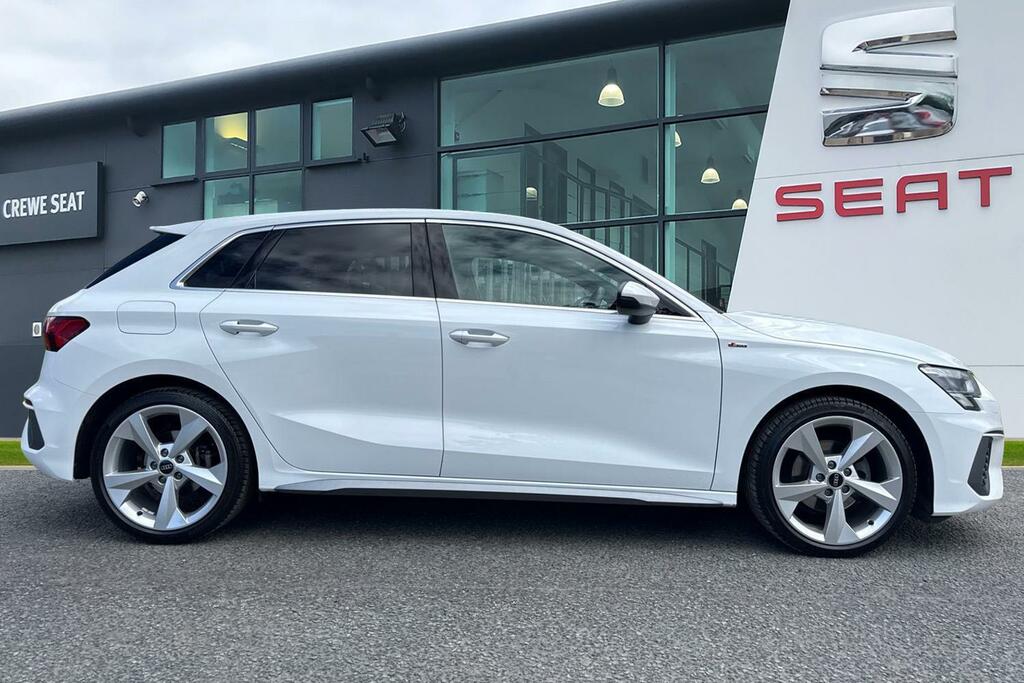 Audi A3 1.5 Tfsi 35 S Line Sportback S Tronic Euro 6 Ss White #3