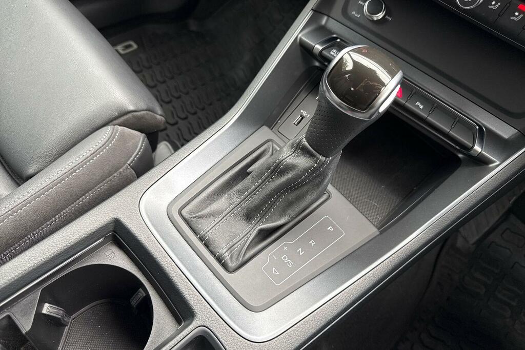 Audi Q3 35 Tdi S Line S Tronic Comfortsound Pack  #19