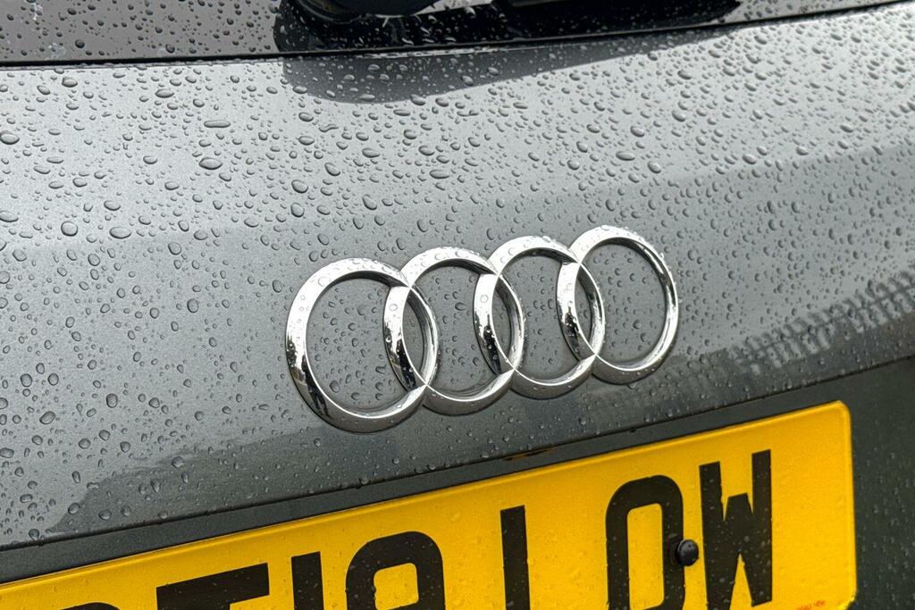 Audi Q3 35 Tdi S Line S Tronic Comfortsound Pack  #27