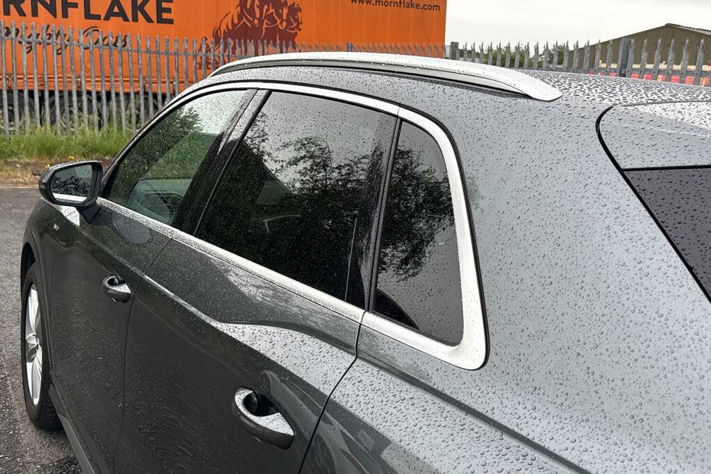 Audi Q3 35 Tdi S Line S Tronic Comfortsound Pack  #29