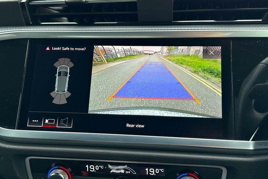 Audi Q3 35 Tdi S Line S Tronic Comfortsound Pack  #40