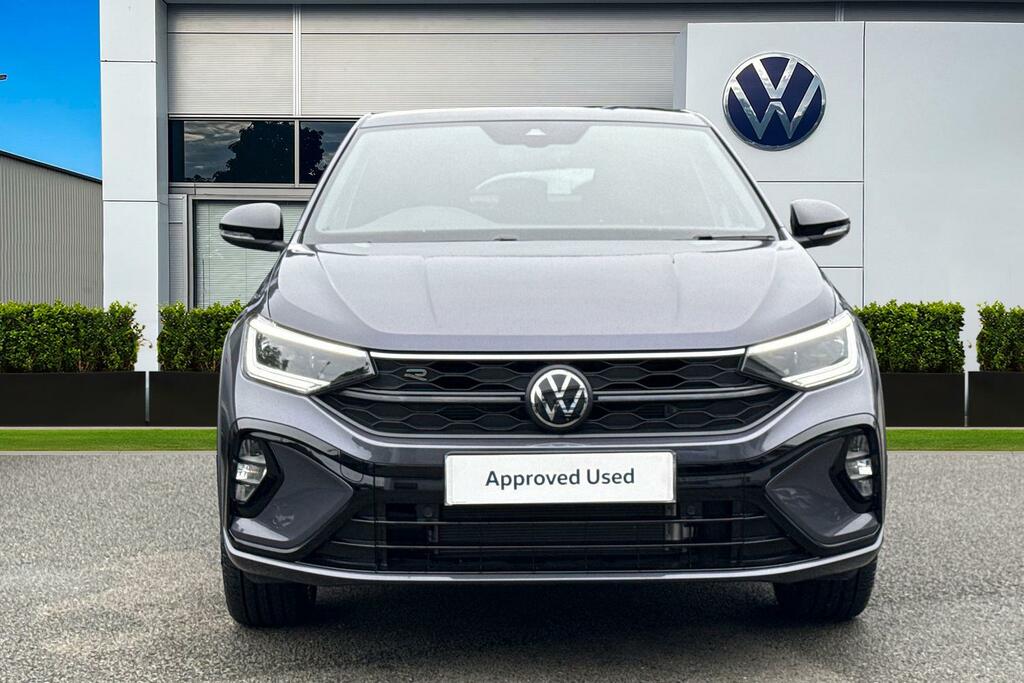 Volkswagen Taigo 1.5 Tsi 150 Black Edition Dsg Sliding Panoram Grey #5