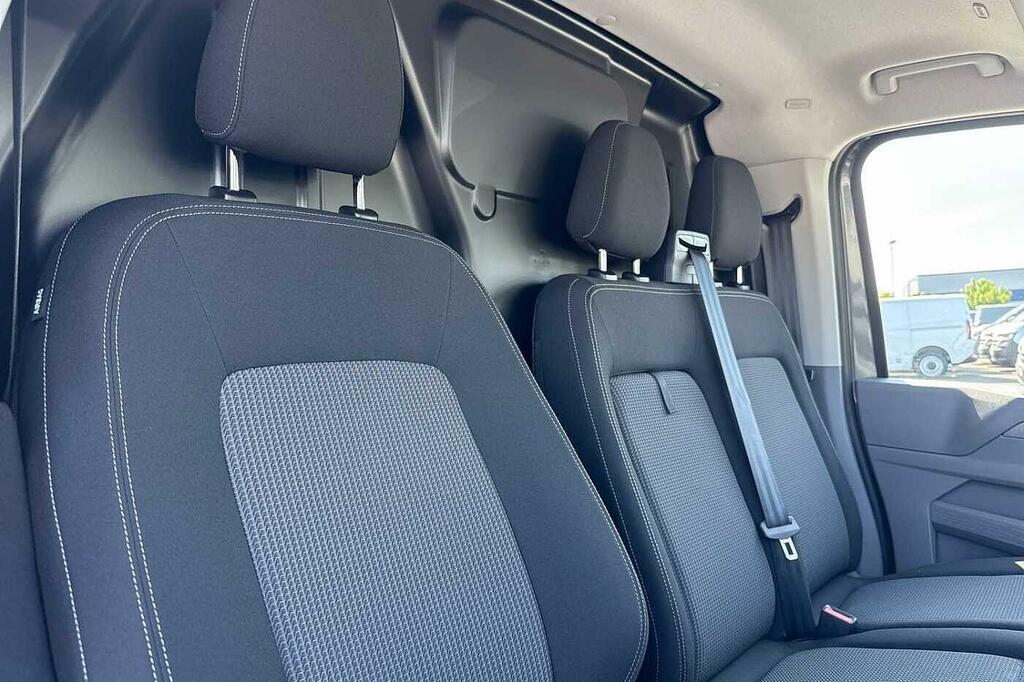 Volkswagen Transporter 2.0 Tdi 150 Commerce Plus Van White #19