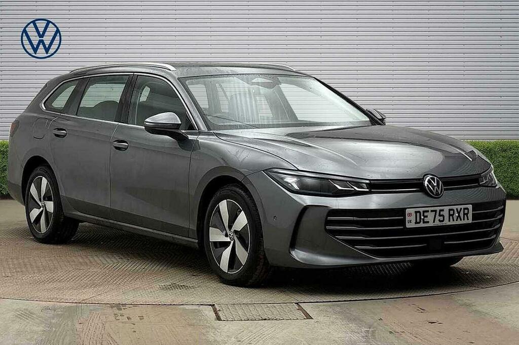 Volkswagen Passat 1.5 Tsi Ehybrid Life Dsg Folding Tow Bar, Dri Grey