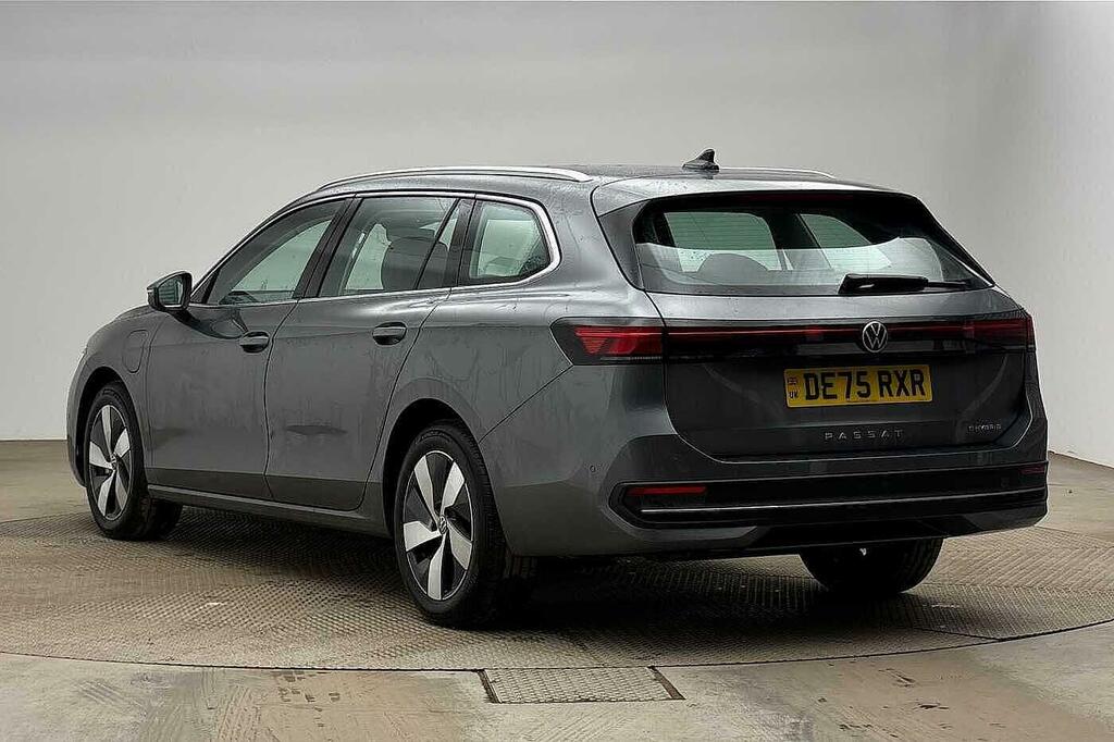 Volkswagen Passat 1.5 Tsi Ehybrid Life Dsg Folding Tow Bar, Dri Grey #3