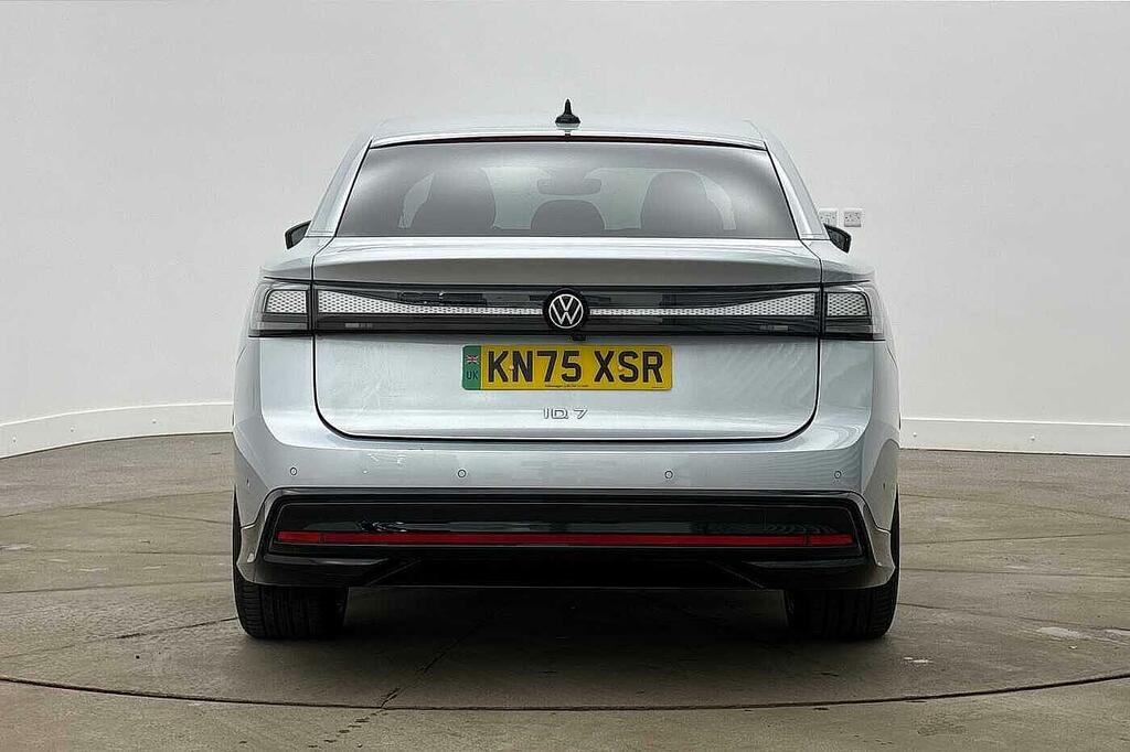 Volkswagen ID.7 Pro 77Kwh Match Plus Fastback Black #8