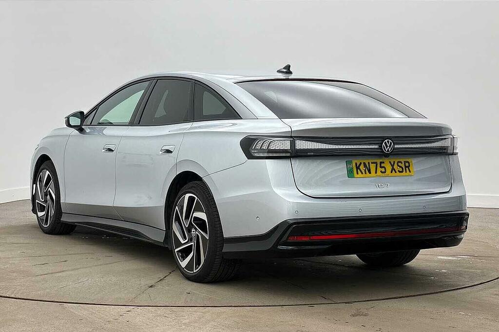 Volkswagen ID.7 Pro 77Kwh Match Plus Fastback Black #3