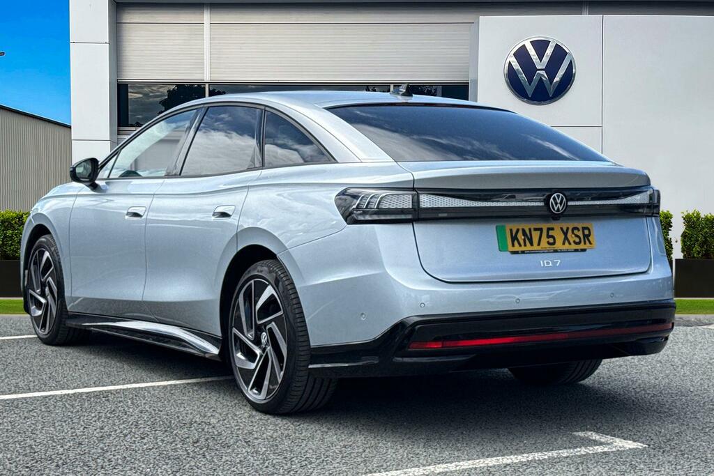 Volkswagen ID.7 210Kw Match Pro Plus 77Kwh 20 Montreal KN75XSR Silver #2