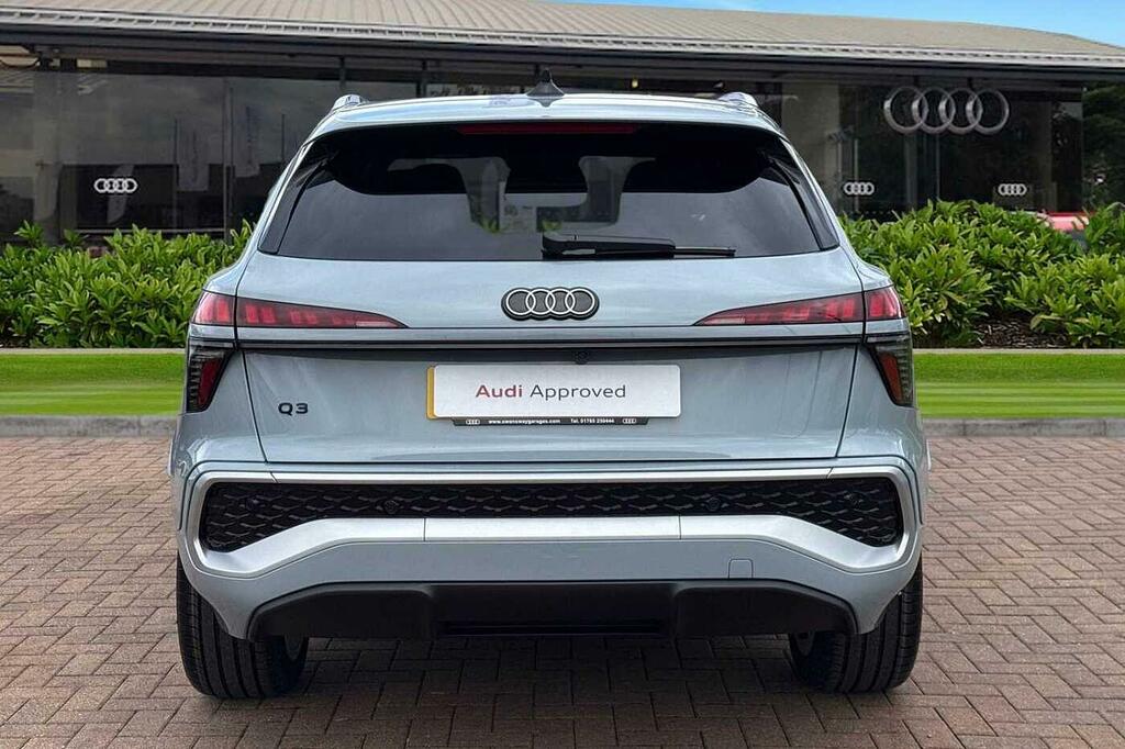 Audi Q3 Suv S Line Tfsi 150 Ps S Tronic Grey #4