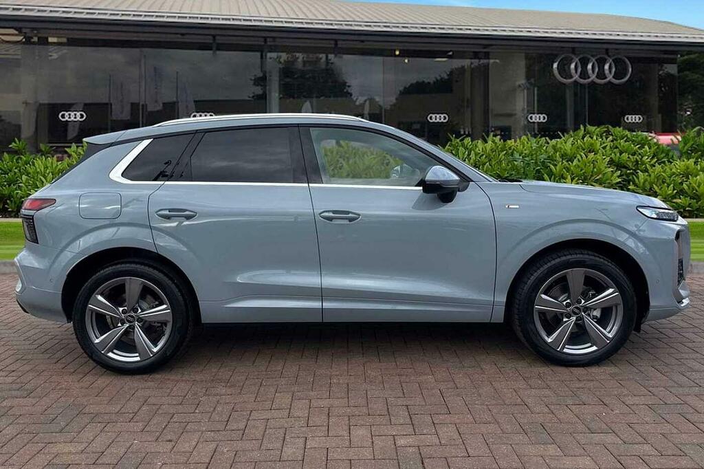 Audi Q3 Suv S Line Tfsi 150 Ps S Tronic Grey #3
