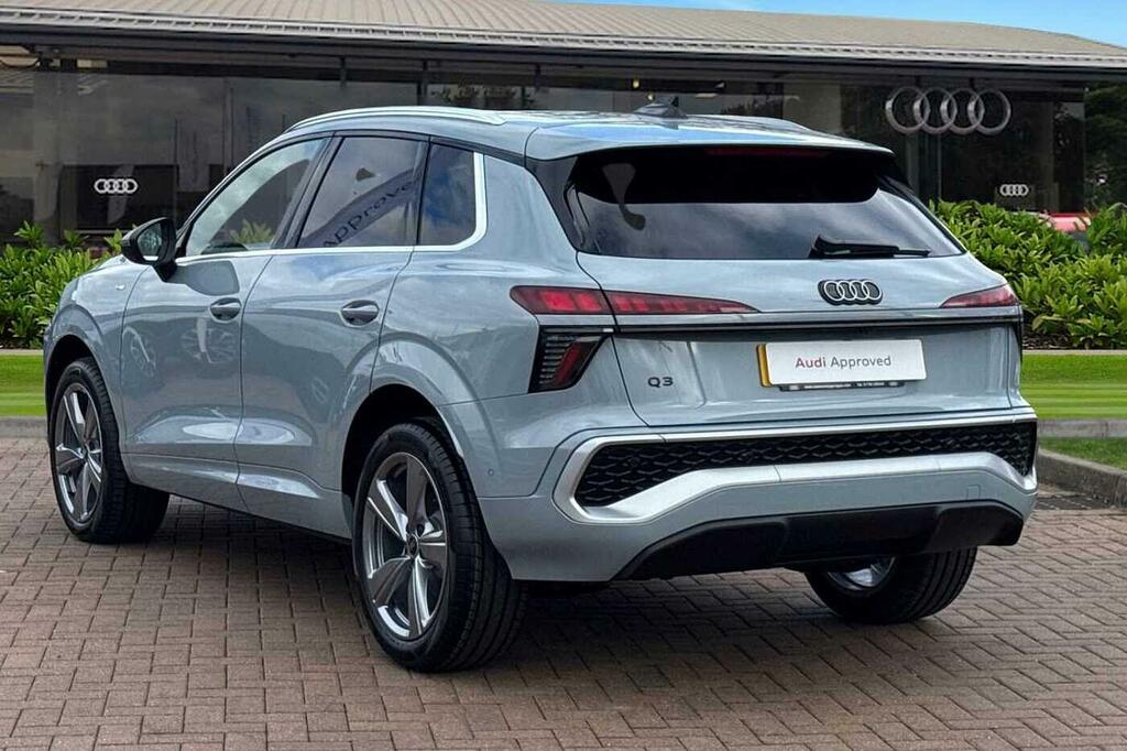 Audi Q3 Suv S Line Tfsi 150 Ps S Tronic Grey #2