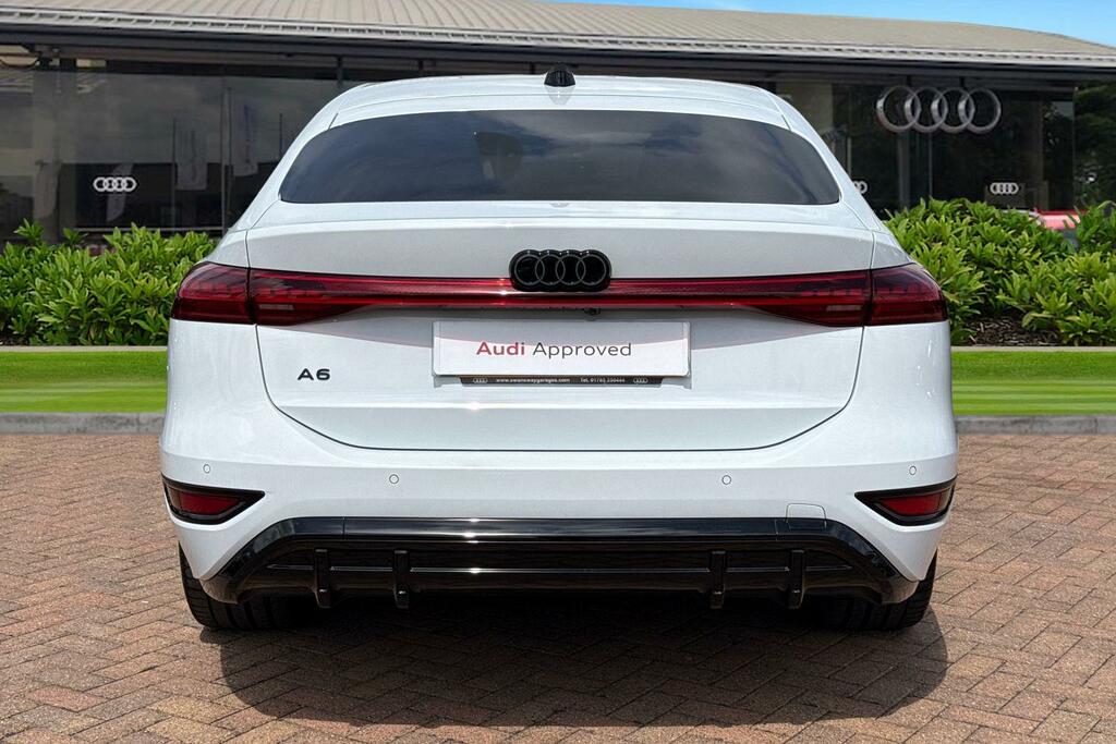Audi A6 E-tron Sportback Sportback Edition 1 E-tron Performance 270,00 Kw White #4