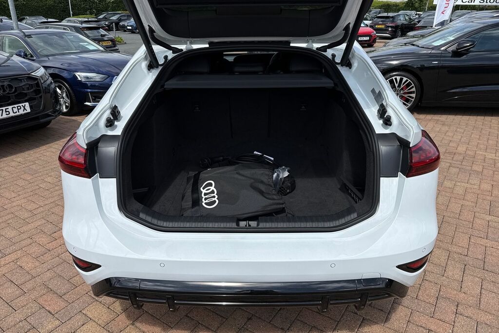 Audi A6 E-tron Sportback Sportback Edition 1 E-tron Performance 270,00 Kw White #6