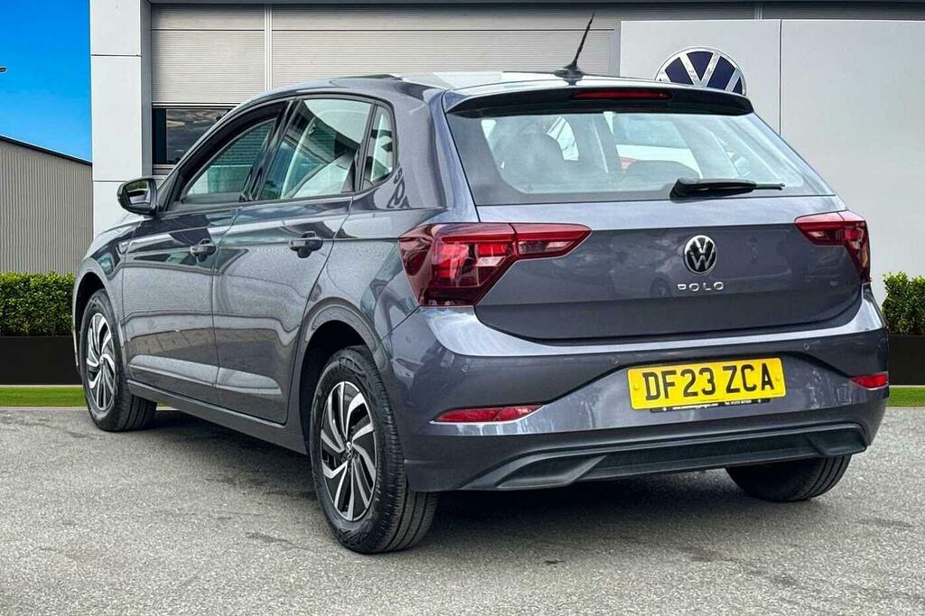 Volkswagen Polo 1.0 Tsi Life Grey #3