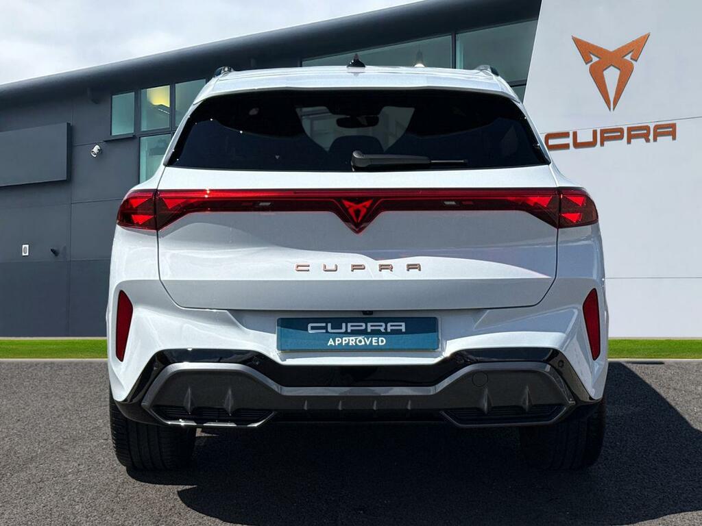 Cupra Terramar 1.5 Etsi 150 V2 Dsg White #4