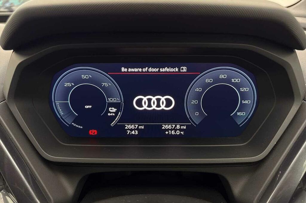 Audi Q4 E Tron Q4 Black Edition 35 E-tron 125,00 Kw Blue #8