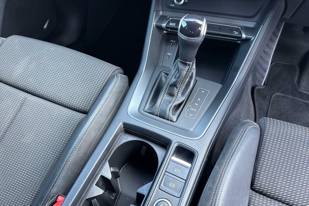 Audi Q3 Technik 45 Tfsi E 245 Ps S Tronic White #15