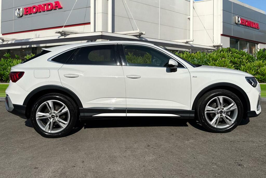 Audi Q3 1.5 Tfsi Cod 35 S Line Sportback S Tron White #5