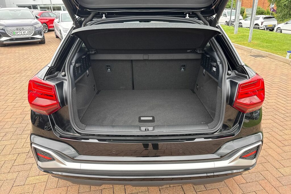 Audi Q2 S Line 30 Tfsi 116 Ps 6-Speed BU75ZJN Black #6