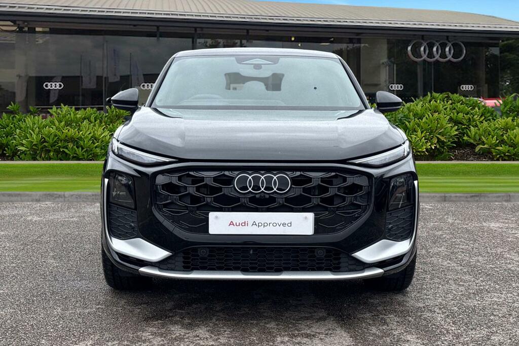 Audi Q3 S Line Tfsi 150 Ps S Tronic DF26PLU Black #5