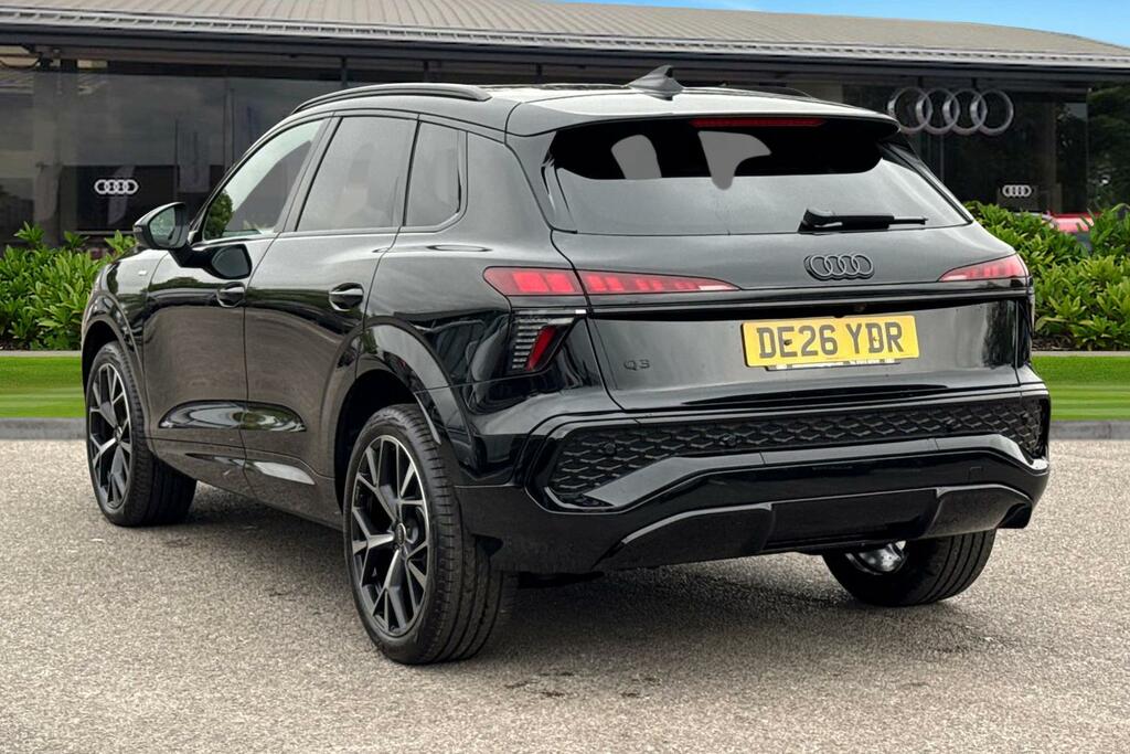 Audi Q3 1.5 Tfsi Edition 1 S Tronic Euro 6 Ss DE26YDR Black #2