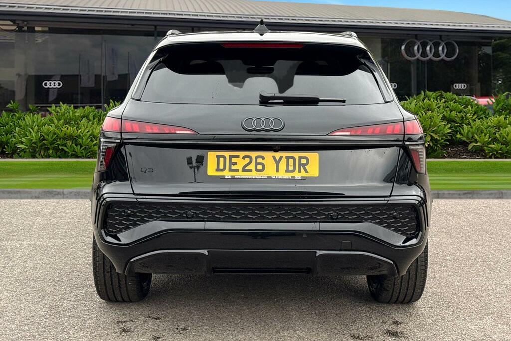 Audi Q3 1.5 Tfsi Edition 1 S Tronic Euro 6 Ss DE26YDR Black #4