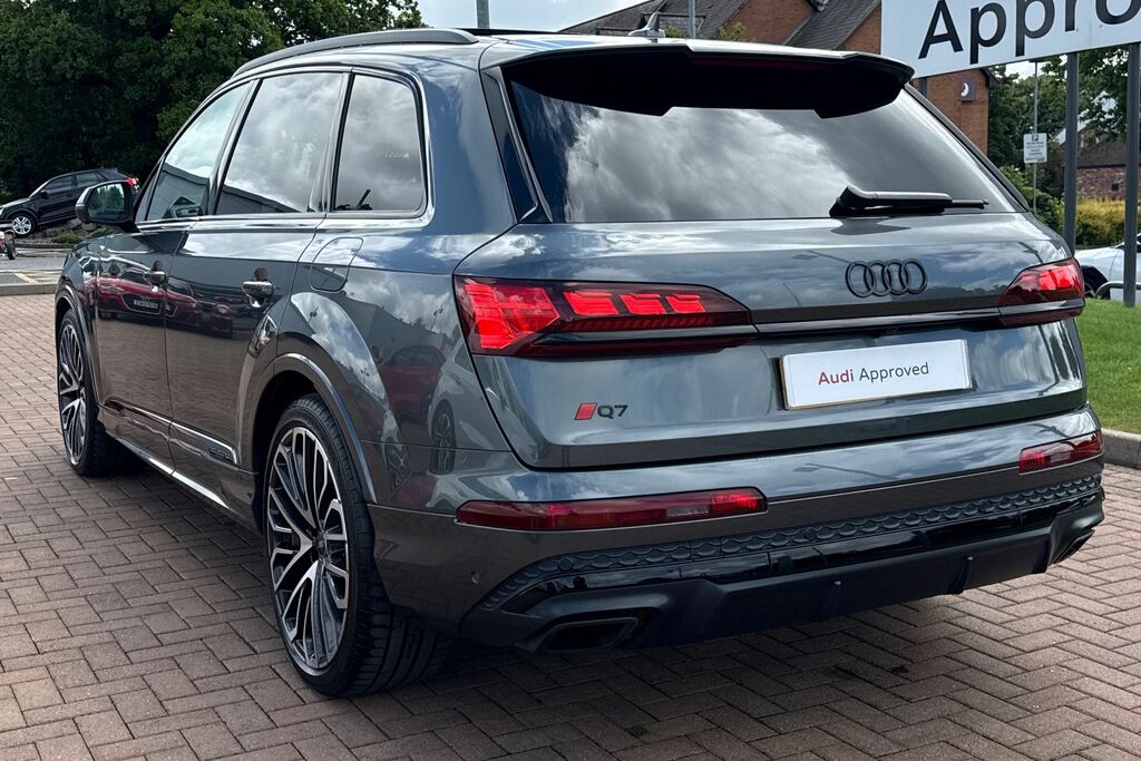 Audi Q7 3L S Line Black #7