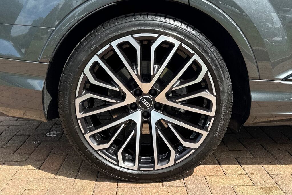 Audi Q7 3L S Line Black #9