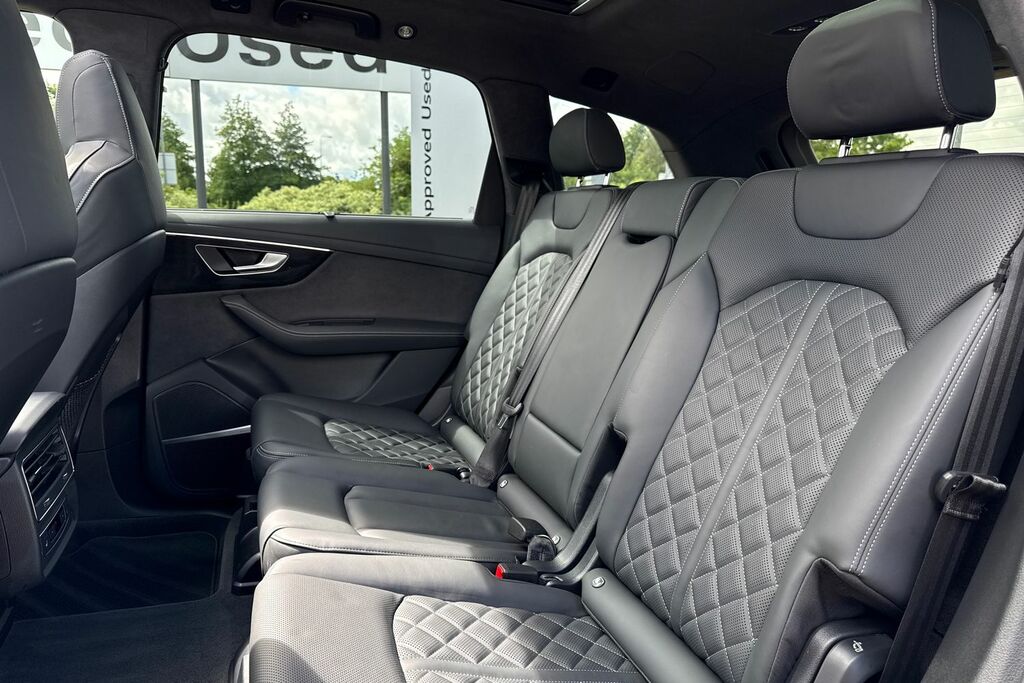 Audi Q7 3L S Line Black #18