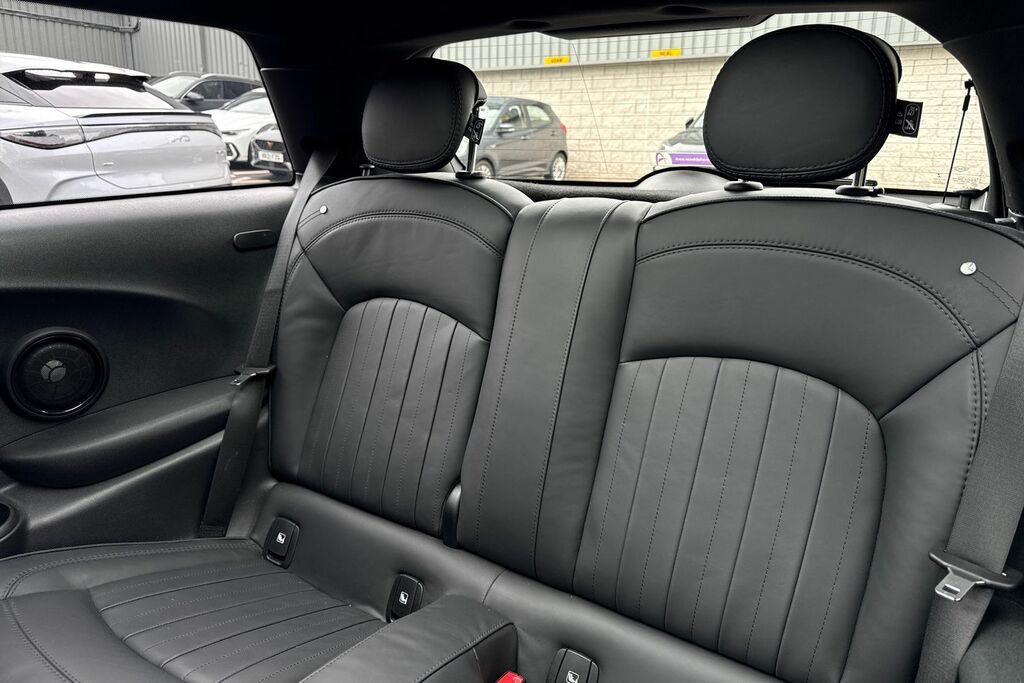 Mini Electric Cooper Se 32.6Kwh Level 2 Hatchback A Black #13