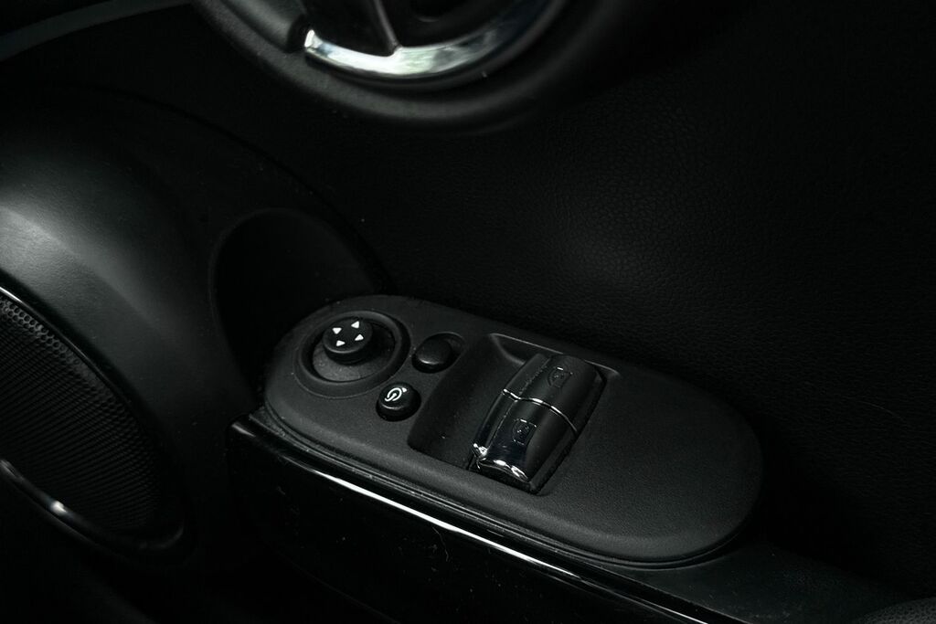 Mini Electric Cooper Se 32.6Kwh Level 2 Hatchback A Black #17