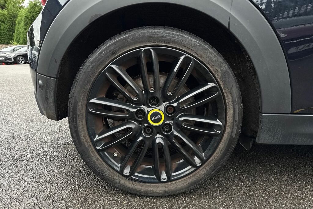 Mini Electric Cooper Se 32.6Kwh Level 2 Hatchback A Black #22