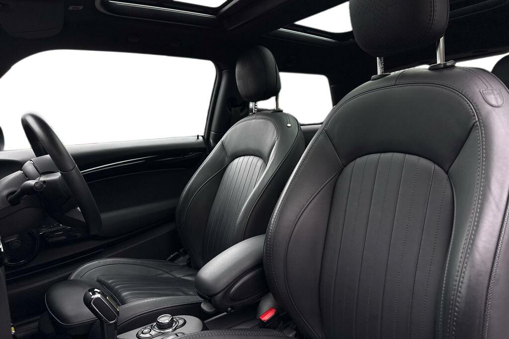 Mini Electric Cooper Se 32.6Kwh Level 2 Hatchback A Black #10