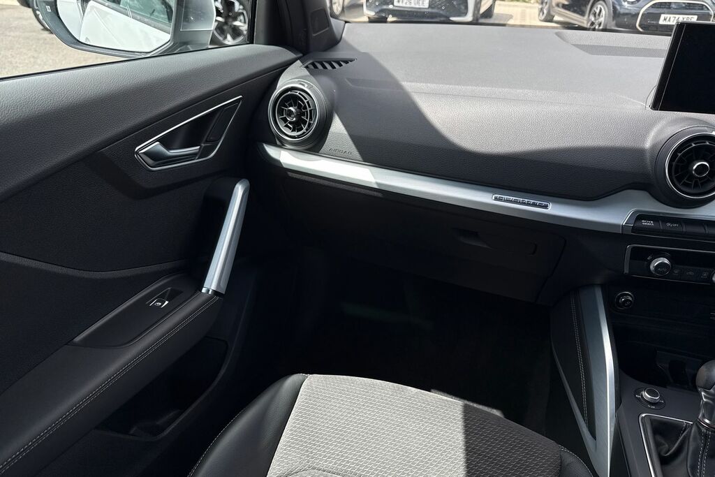 Audi SQ2 2.0 Tfsi S Tronic Quattro White #19